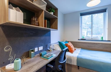 Meanwood Road, Woodhouse, Leeds - Image 3